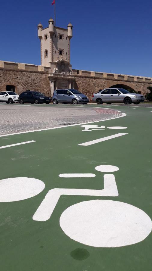 El Rincon Del Tio De La Tiza Lägenhet Cádiz Exteriör bild