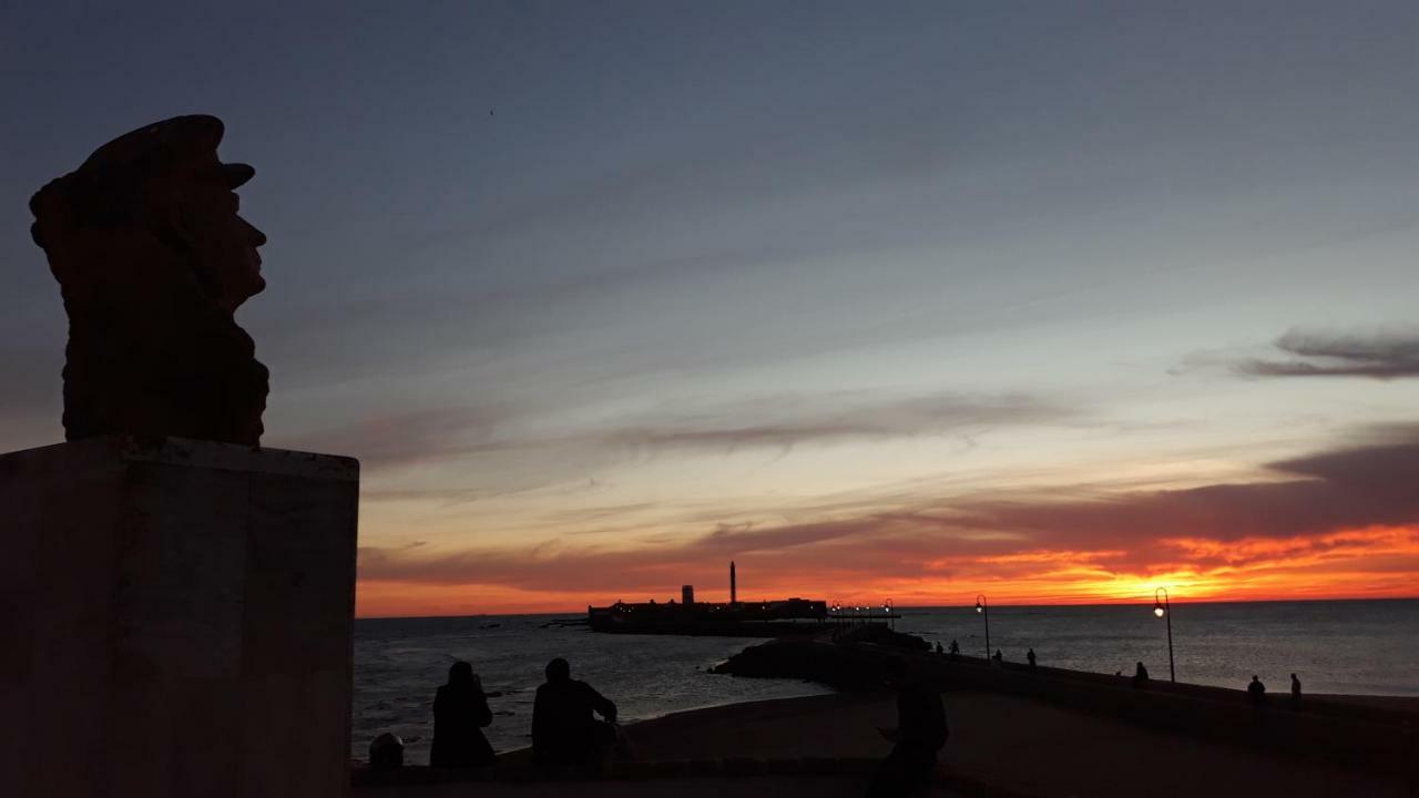 El Rincon Del Tio De La Tiza Lägenhet Cádiz Exteriör bild